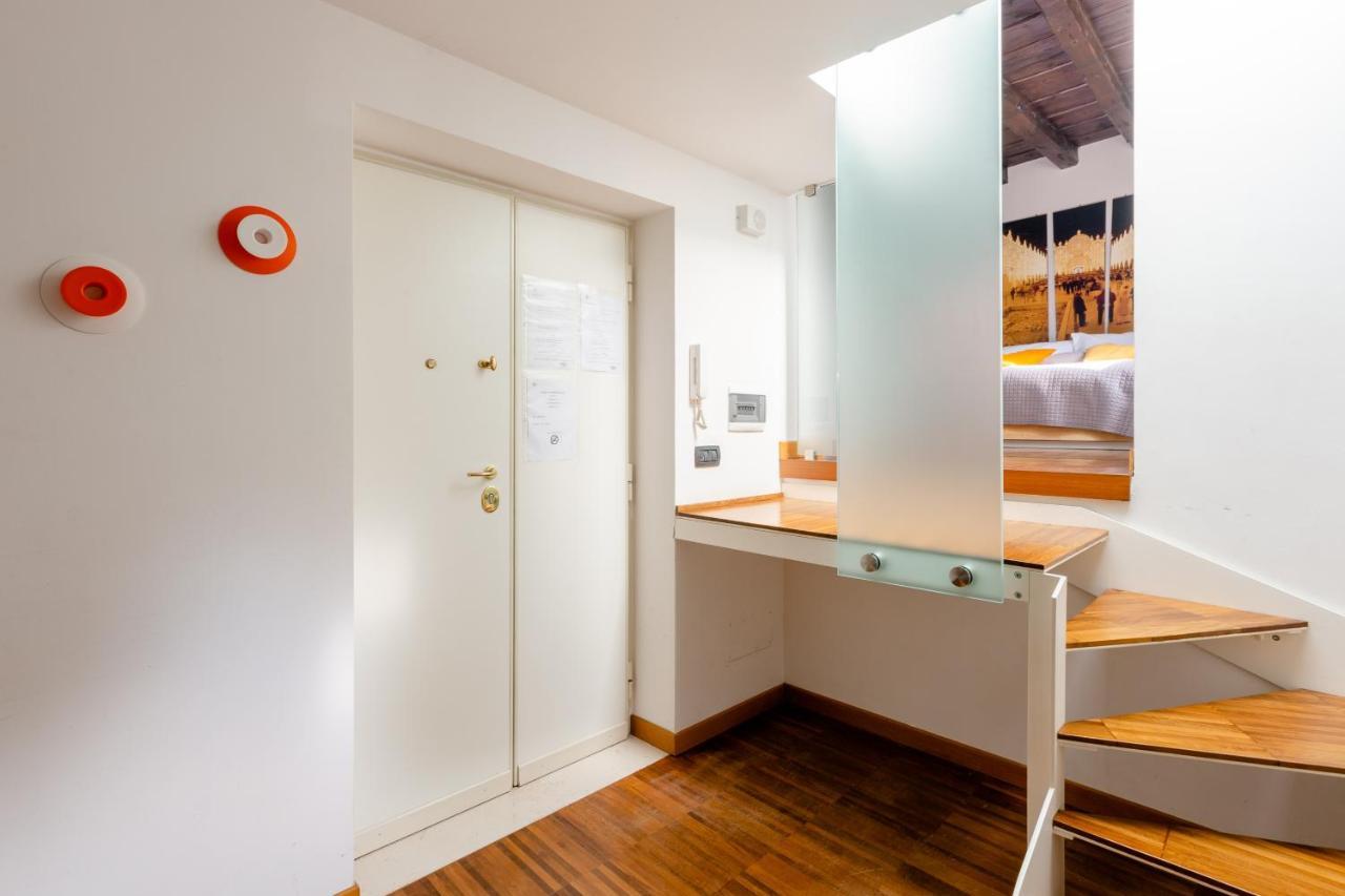 Just Here Apartments - La mansarda Bari Extérieur photo